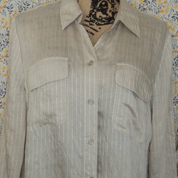 Blouse/Tunic - Picture 2 of 8